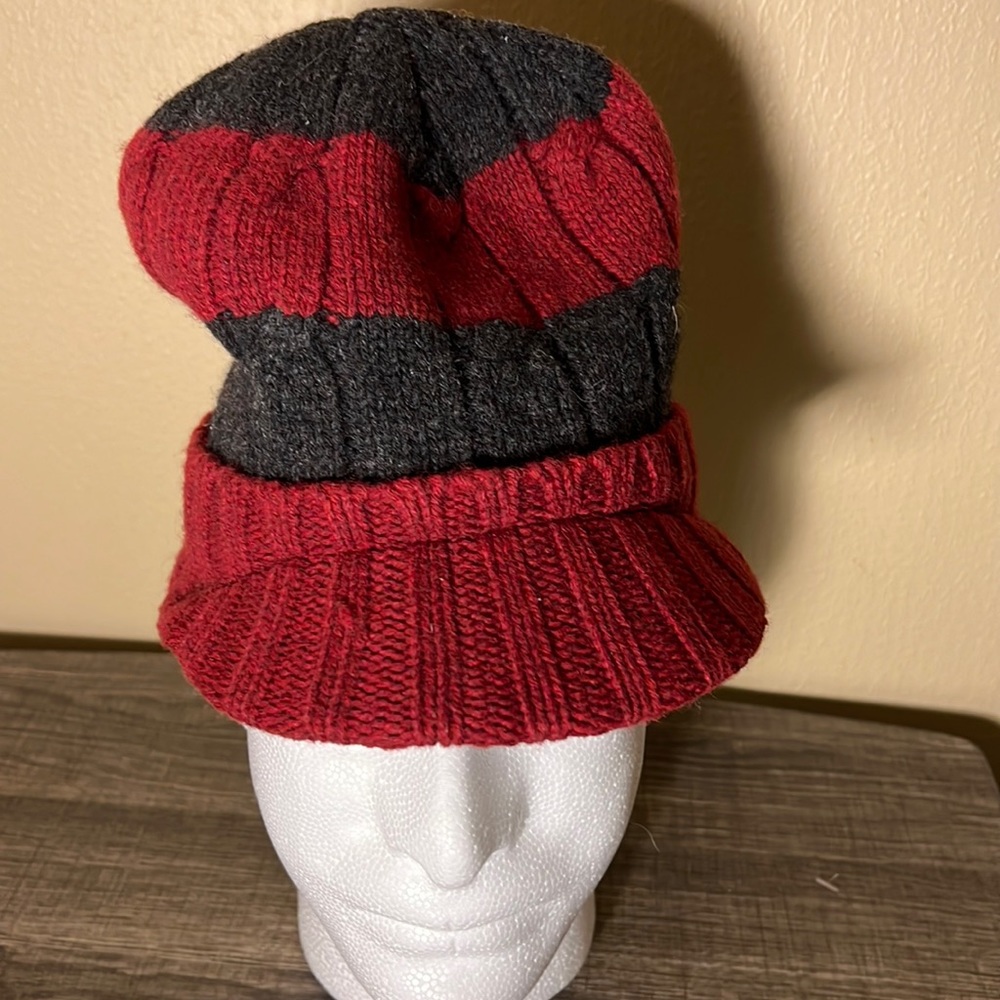 American Eagle Outfitters Red and Black Striped Knit Hat